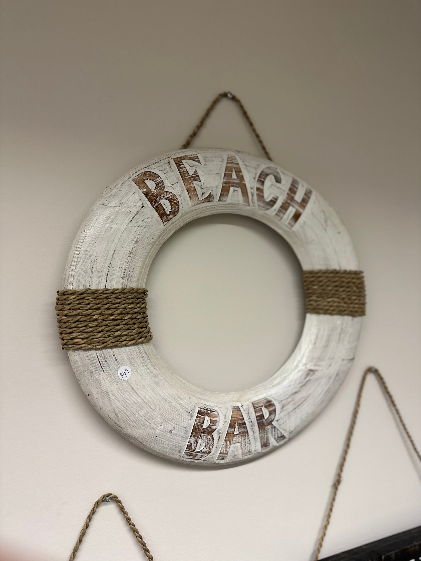 Beach Round Bar